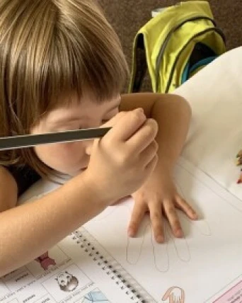 Začít s předškolní přípravou až v květnu? Eli ukazuje, že to jde!